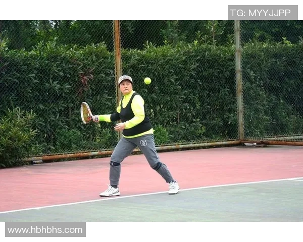 南京网球队的蜕变之旅:从传统到现代的网球纪实探索 南京网球队的蜕变之旅:从传统到现代的网球纪实探索