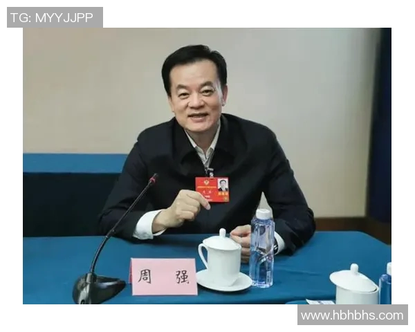 周强专访:从青涩少年到篮球巨星的成长之路与心路历程回顾 周强专访:从青涩少年到篮球巨星的成长之路与心路历程回顾