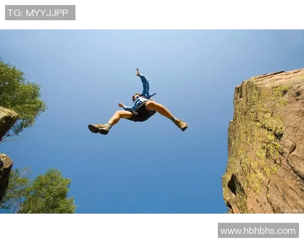 极限运动的魅力与挑战：深入南京极限运动队的团队协作与精神探讨