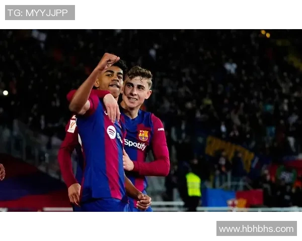 巴萨与巴黎激战回顾精彩瞬间与战术分析全景呈现 巴萨与巴黎激战回顾精彩瞬间与战术分析全景呈现